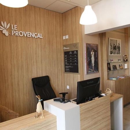 فندق Le Provencal تاراسكون المظهر الخارجي الصورة